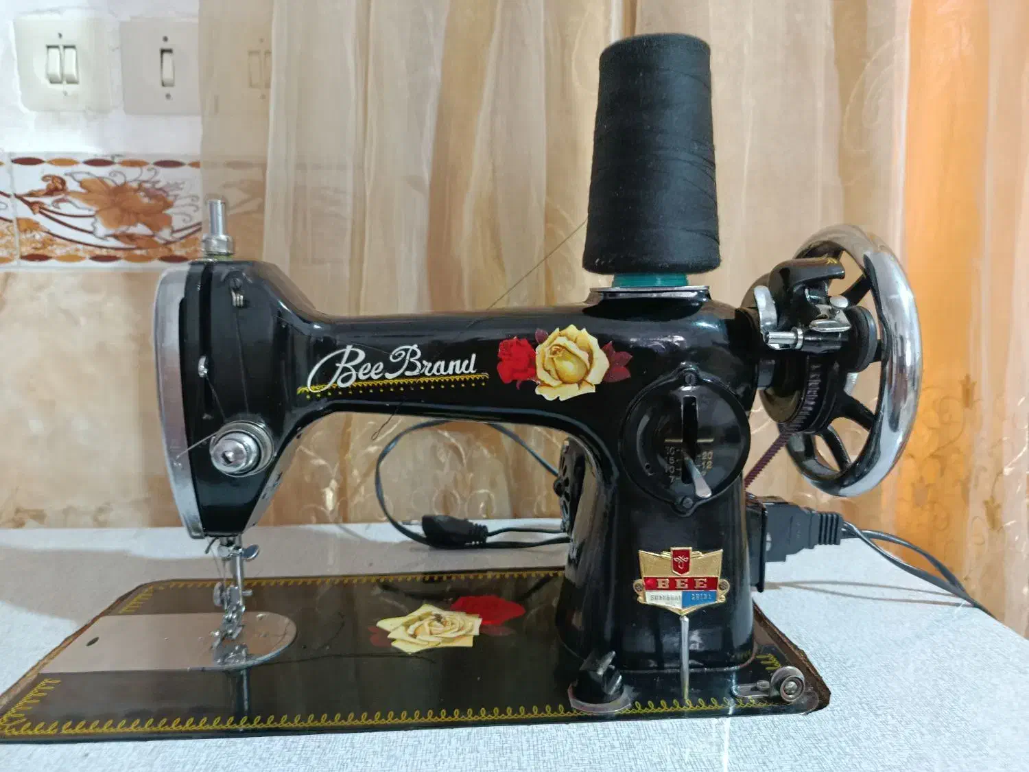 چرخ خیاطی گل رز|چرخ خیاطی و ریسندگی|سرپل ذهاب, |دیوار