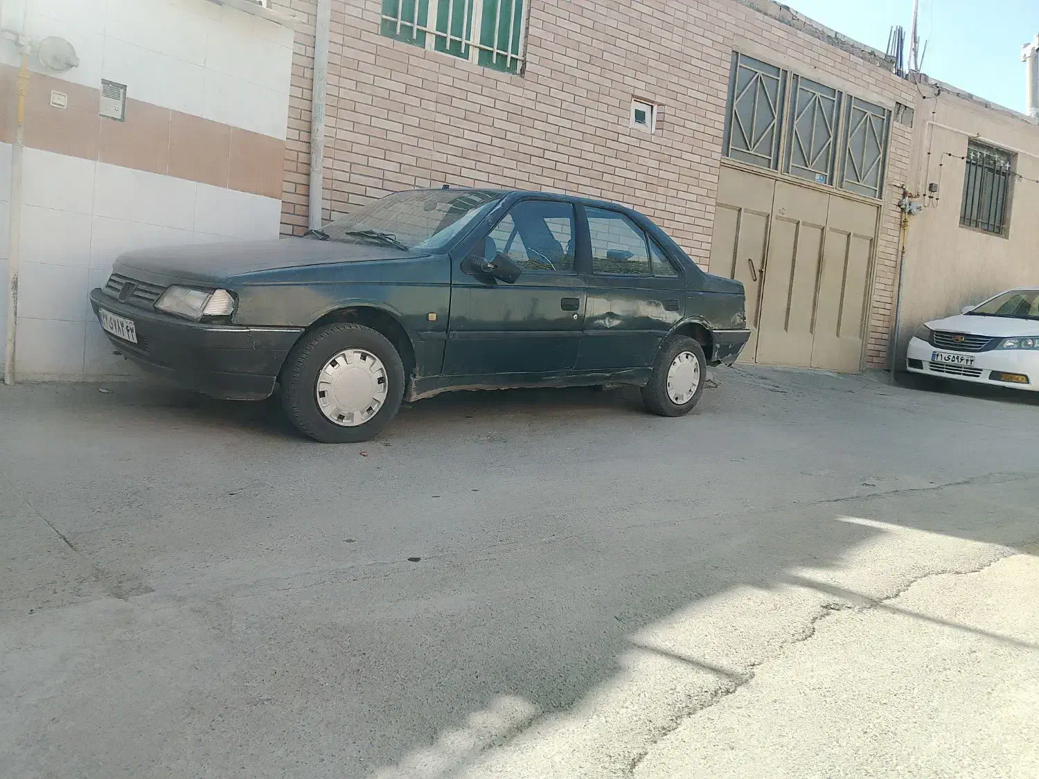 پژو ۴۰۵ موتور ۱۸۰۰|خودرو سواری و وانت|ابریشم, |دیوار