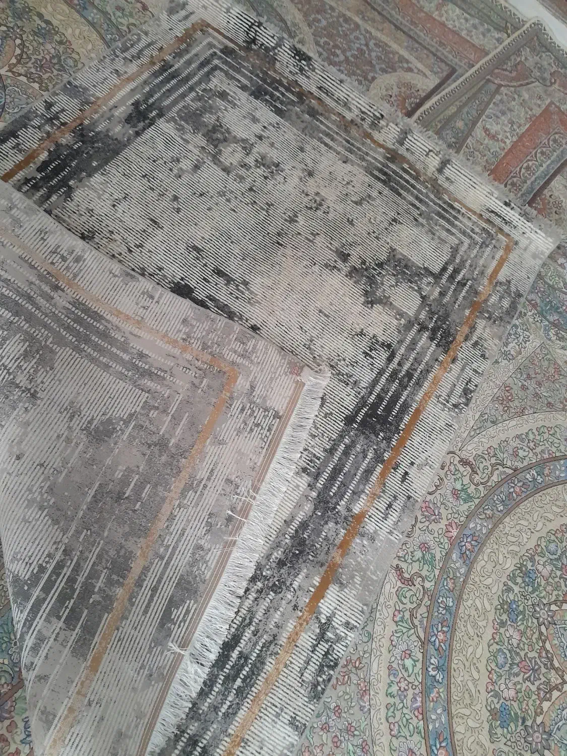 فرش|فرش|تربت‌حیدریه, اندیشه|دیوار