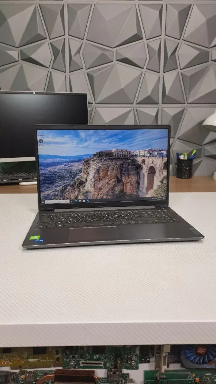 لپ تاپ Lenovo V15|رایانه همراه|اسلام‌شهر, زرافشان|دیوار