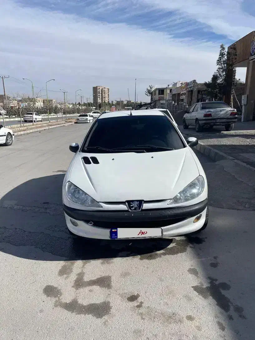 پژو ۲۰۶ تمیز|خودرو سواری و وانت|فولادشهر, C5|دیوار