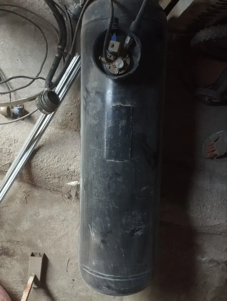 مخزن ۸۰ لیتری ال پی جی|قطعات یدکی و لوازم جانبی|رباط‌کریم, رباط‌کریم|دیوار