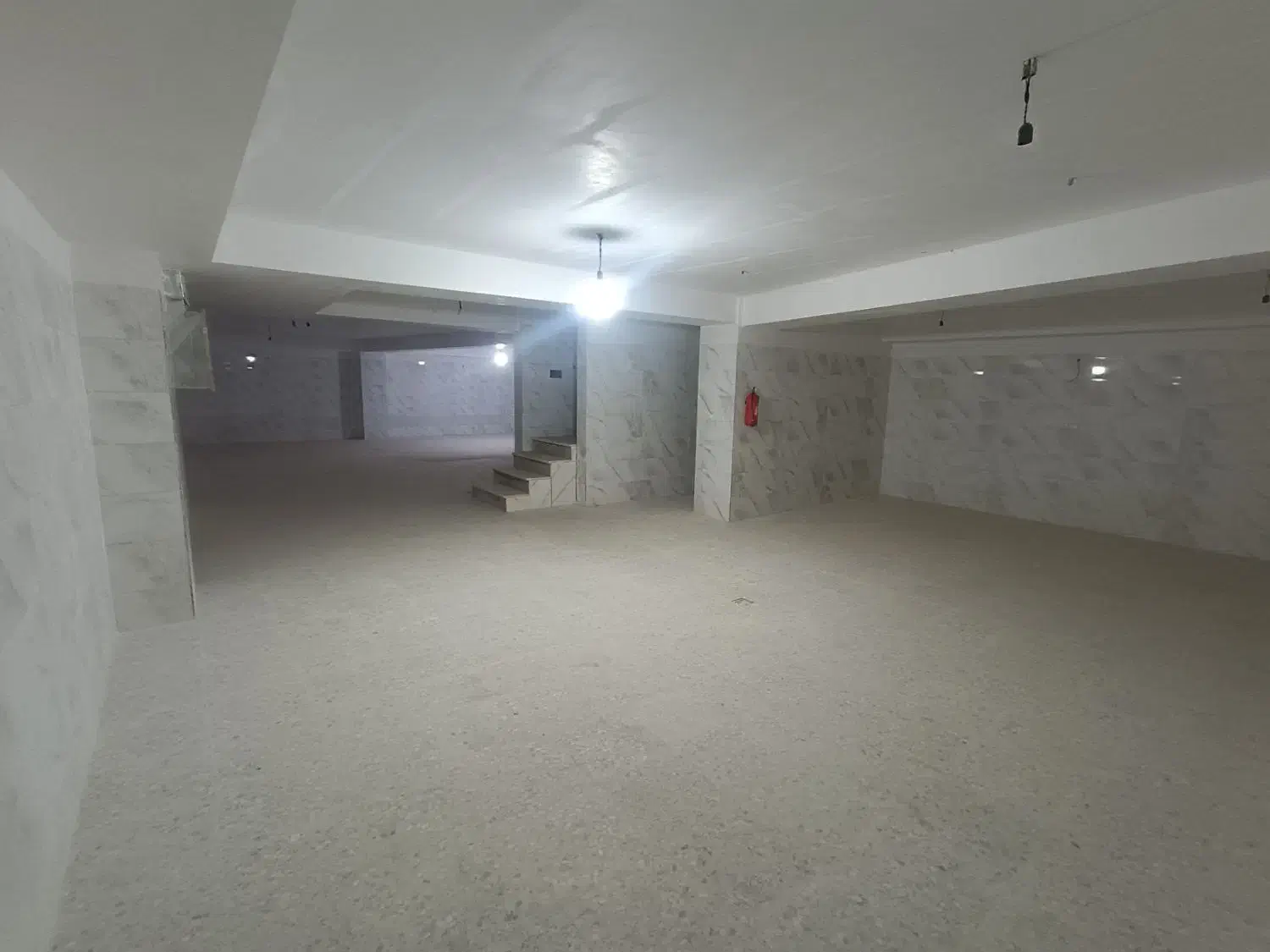 اجاره زیرزمین مناسب تولیدی یا فضای کارگاهی|اجارهٔ مغازه و غرفه|بهارستان, |دیوار