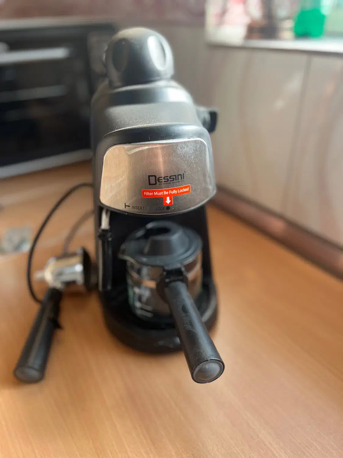 قهوه ساز|سماور، چای‌ساز، قهوه‌ساز|شیراز, کوشک میدان|دیوار