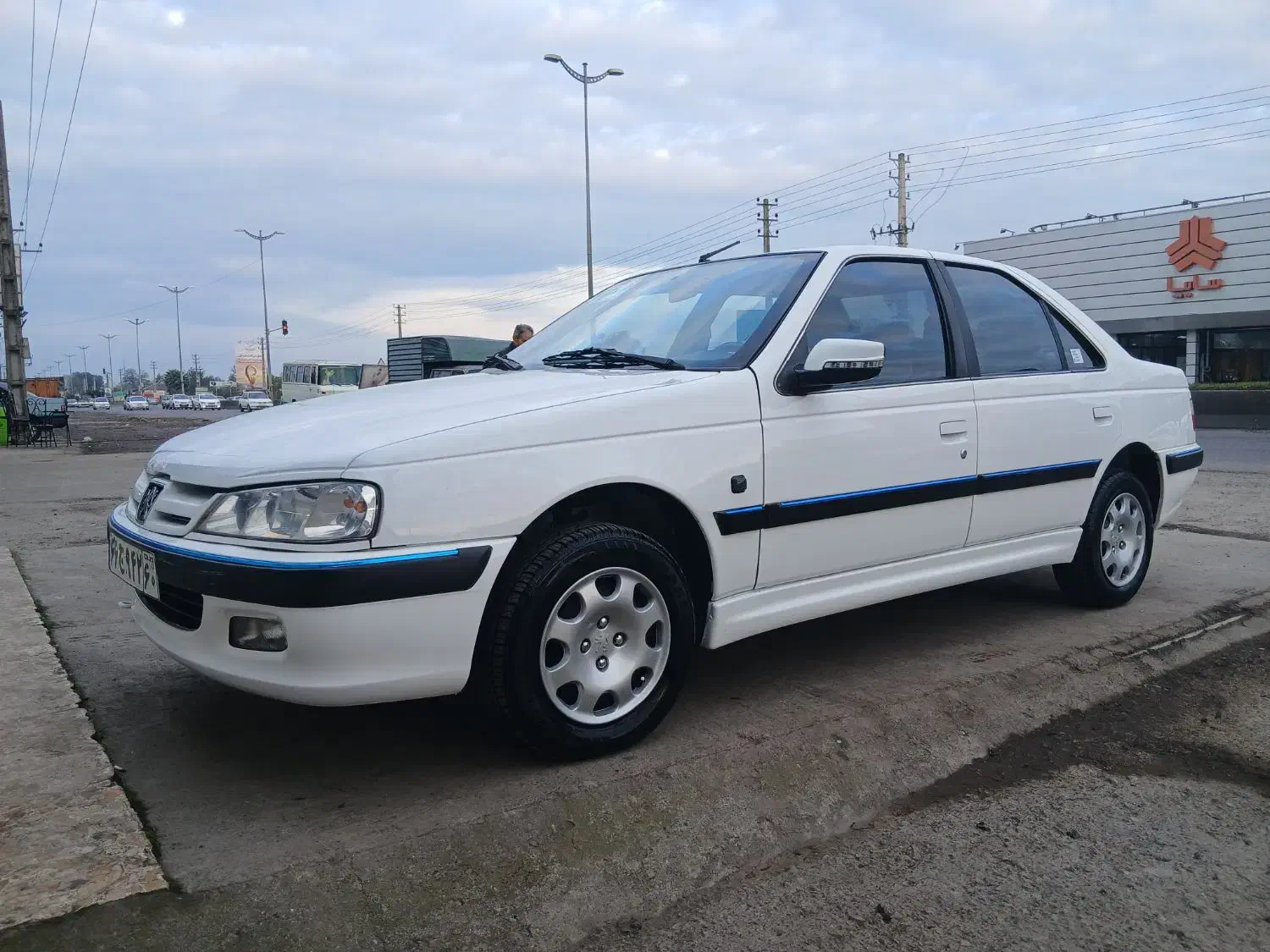 پارس۹۵|خودرو سواری و وانت|رشت, شهرک شهید مفتح|دیوار