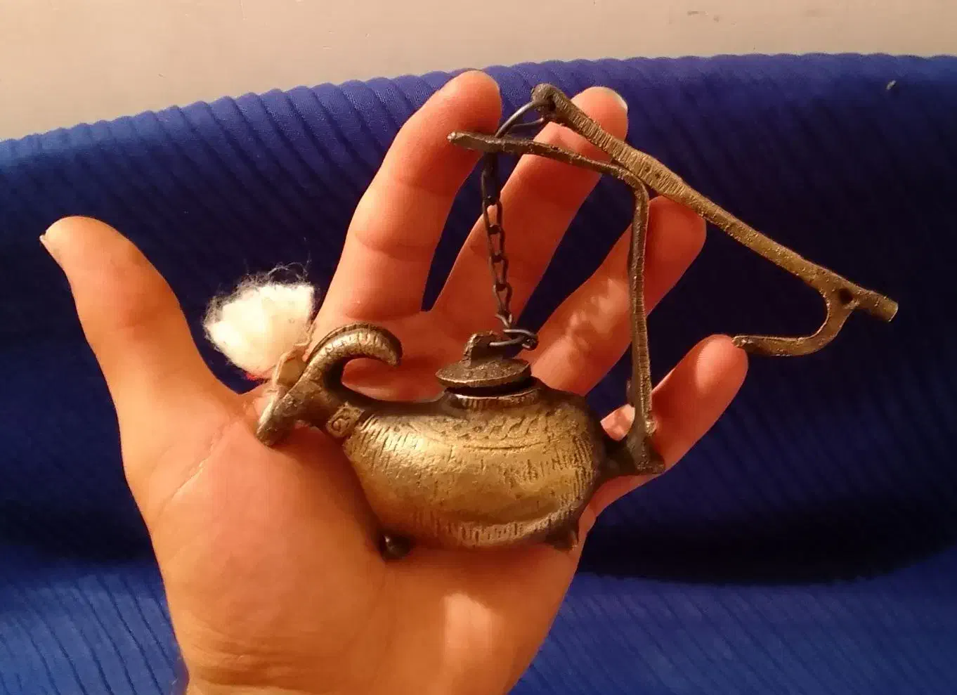 پیسوز بز برنجی قدیمی و سنگین|کلکسیون اشیاء عتیقه|کرج, مصباح|دیوار