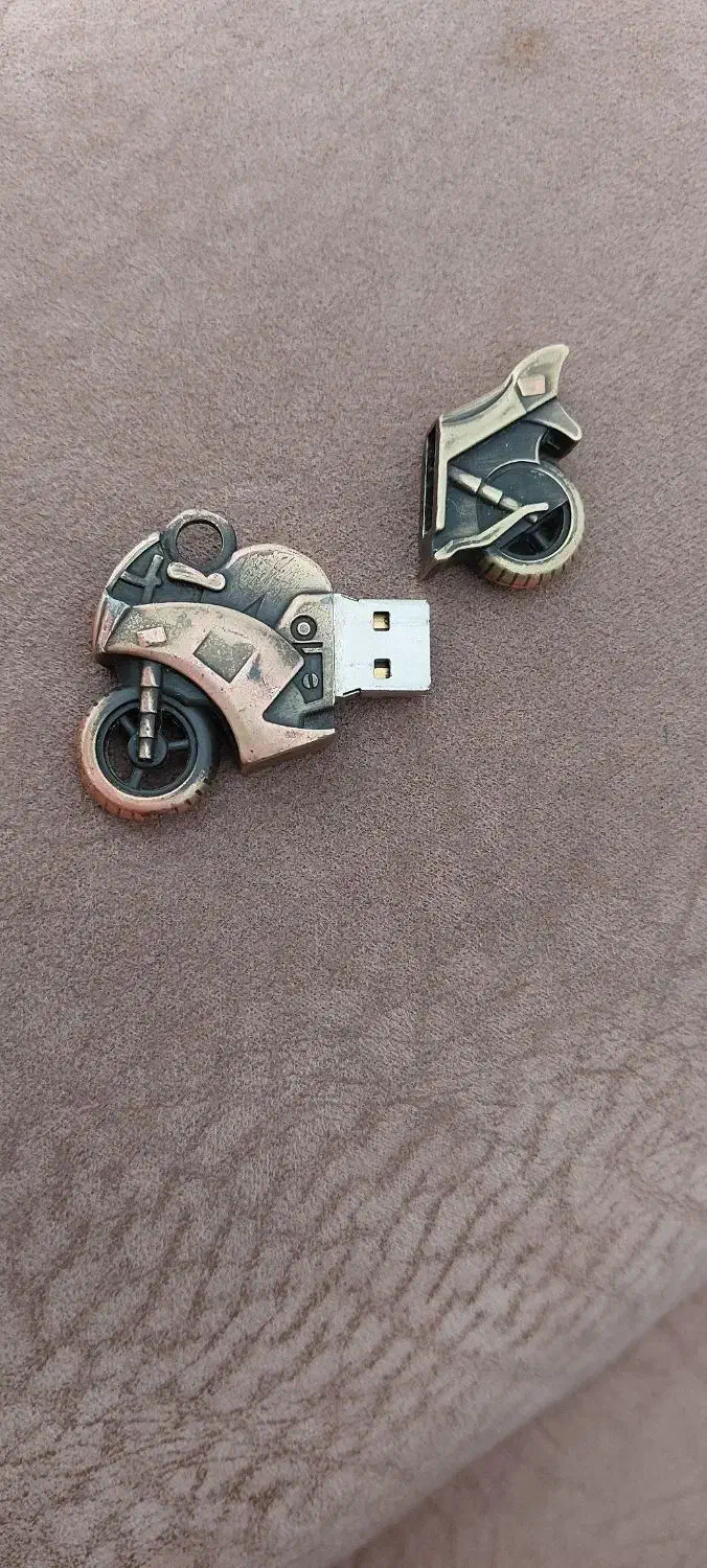 فلش موتوری ۳۲ گیگ|لوازم جانبی موبایل و تبلت|میبد, |دیوار