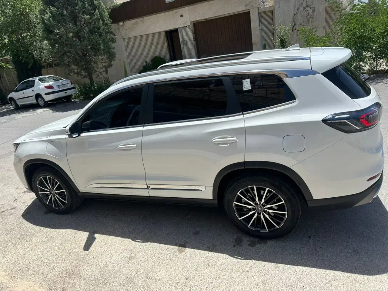 تیگو 8+e پلاگین هیبرید ۲۰۲۴مشکی نقد و چک و معاوضه|خودرو سواری و وانت|اصفهان, مولوی|دیوار