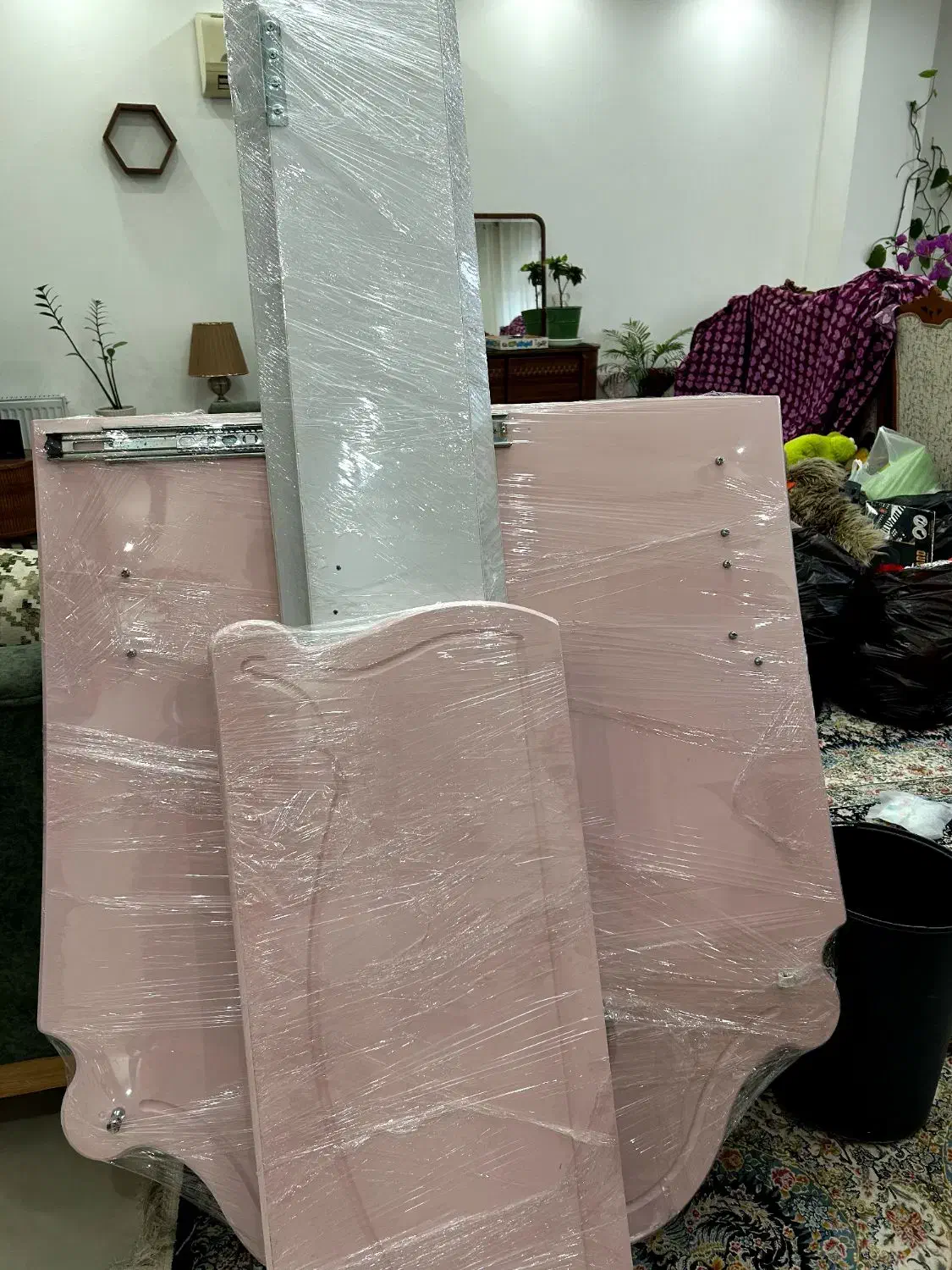 فروش سرویس چوب اتاق کودک (دختر) کار وکیوم وارداتی|تخت و سرویس خواب|آمل, |دیوار