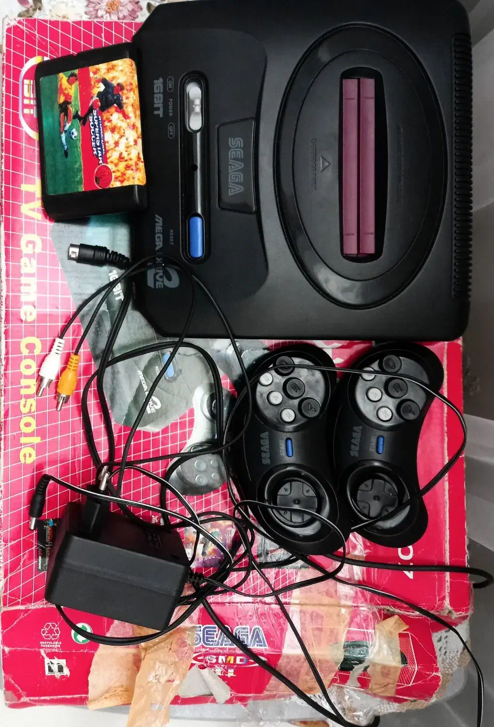 سگا حافظه دار با دو دسته و یک کاست بازی فوتبال|کنسول، بازی ویدئویی و آنلاین|صومعهسرا, |دیوار