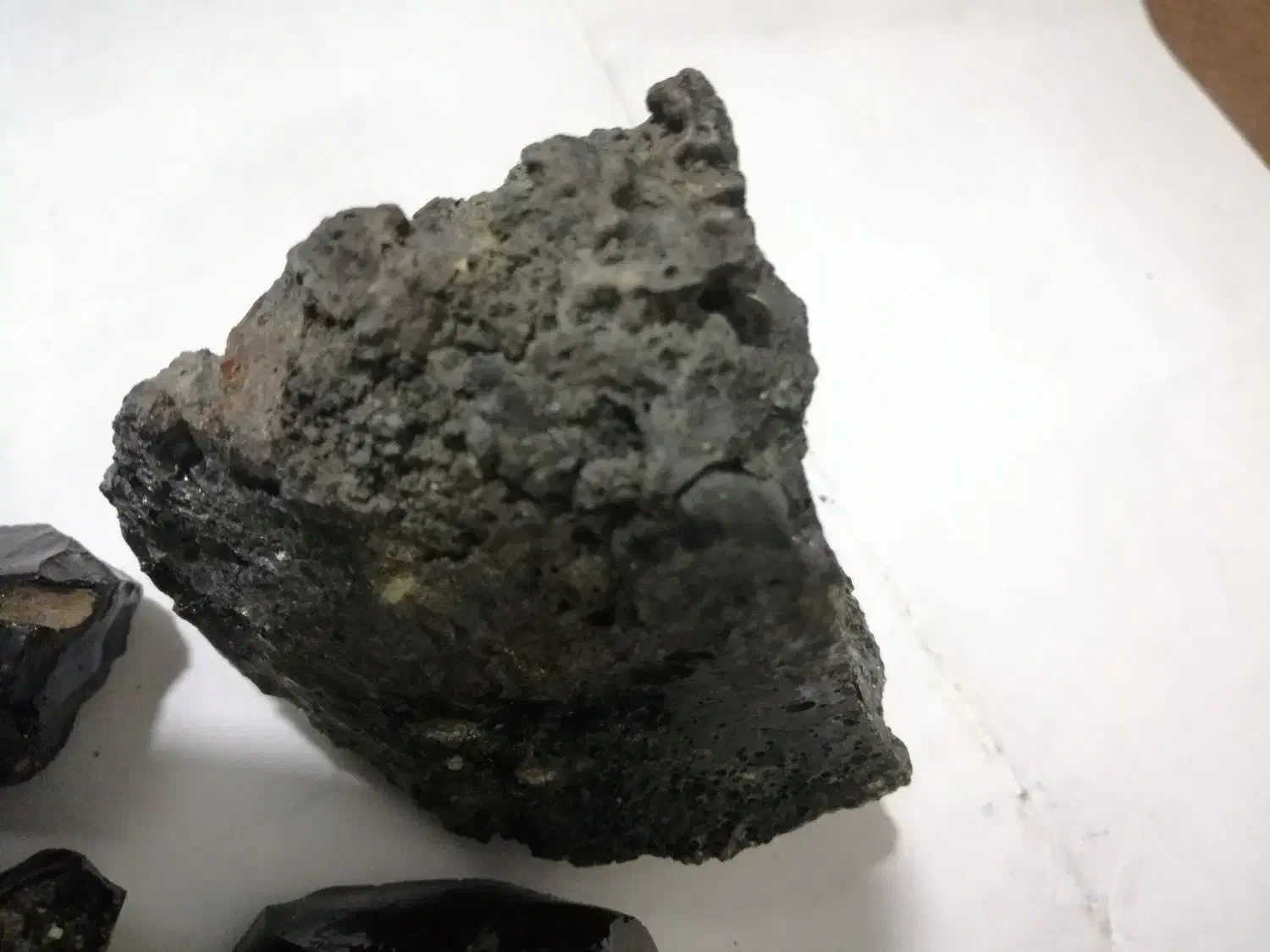 شهاب سنگ|جواهرات|هشتگرد, شهرک راه آهن|دیوار