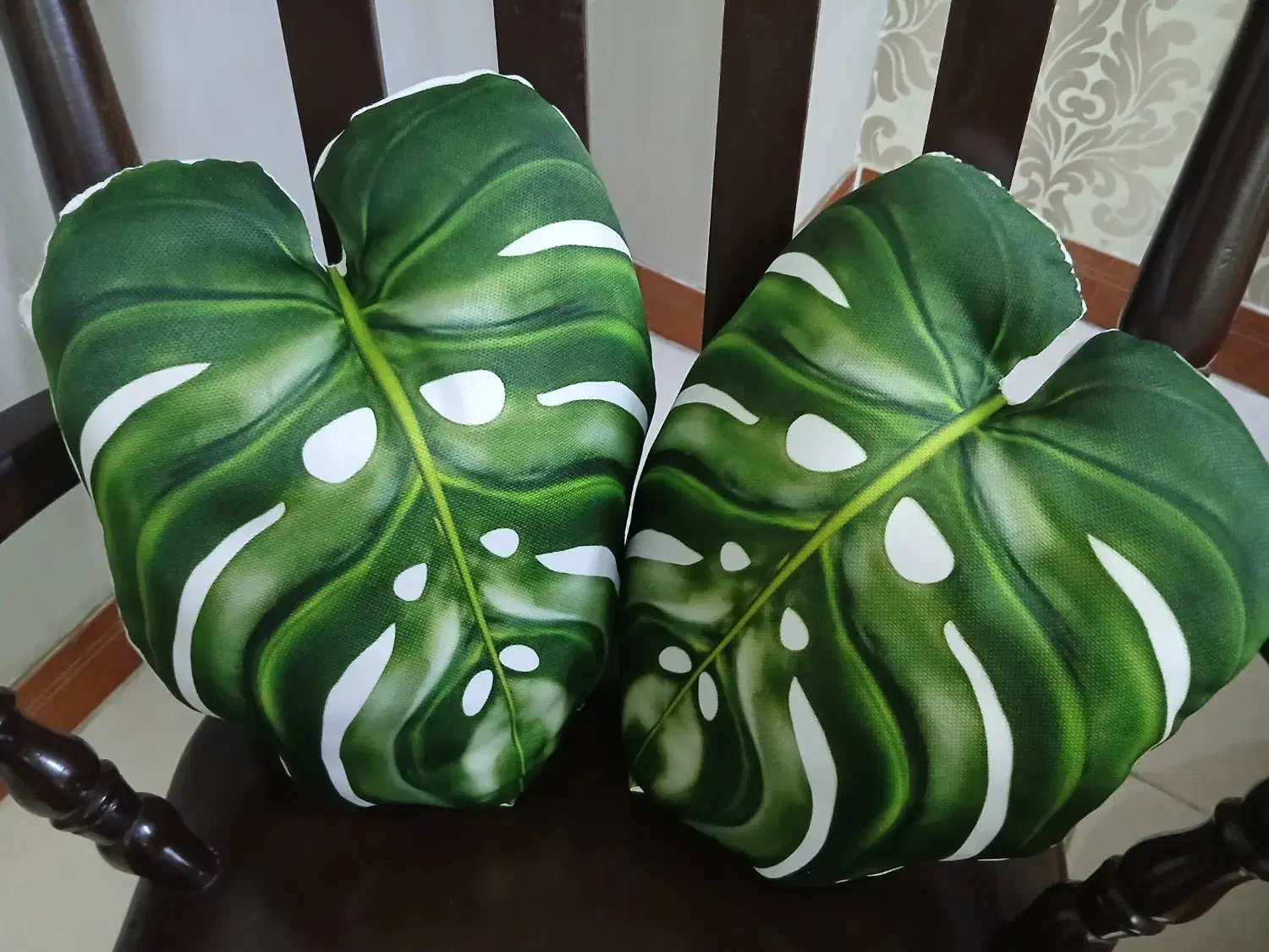 دو عدد کوسن پر شده نونو|رختخواب، بالش، پتو|شهریار, کهنز|دیوار