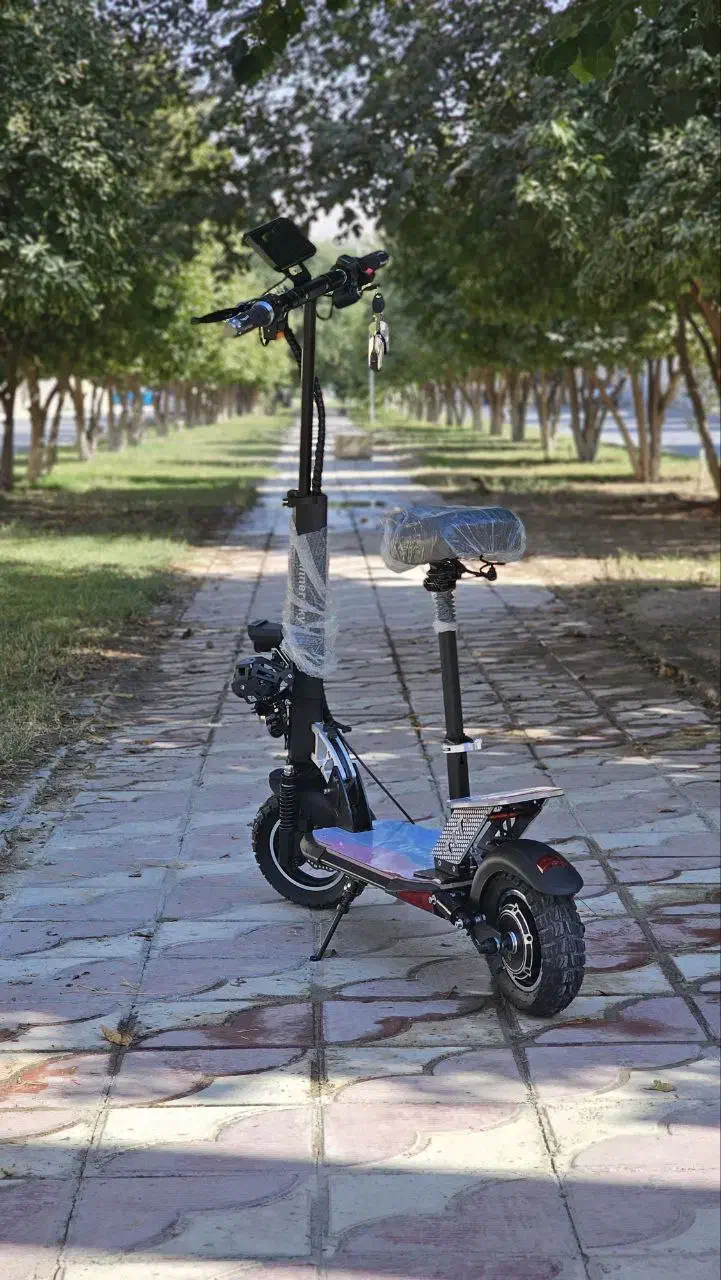 اسکوتر برقی ۳۰۰۰ وات مانیتور بزرگ ریموت دار|دوچرخه، اسکیت، اسکوتر|شیراز, درکی|دیوار