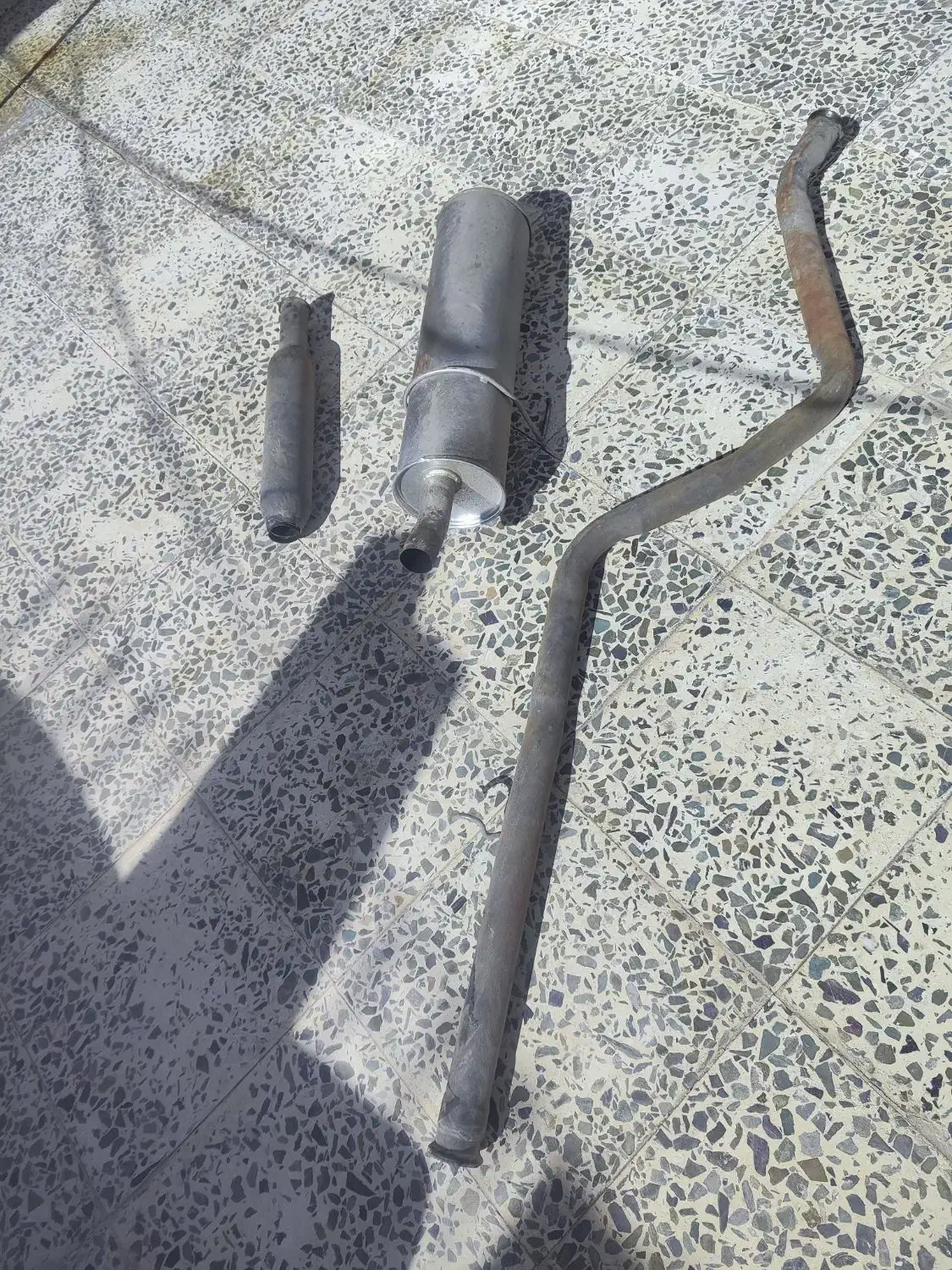 اگزوزبنزی بالوله وسط|قطعات یدکی و لوازم جانبی|زاهدان, |دیوار