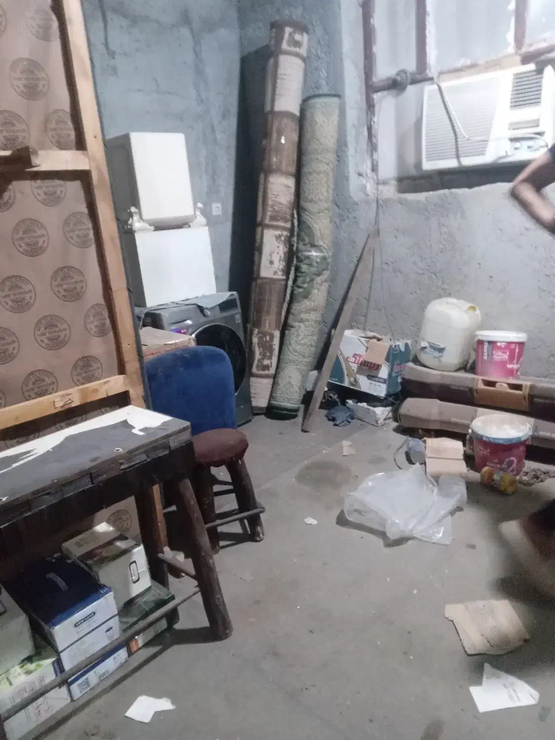 فروش ۱دست مبل ال چستر سبز و اینه و تخت خواب ۲نفره|مبلمان خانگی و میز عسلی|بندرعباس, |دیوار