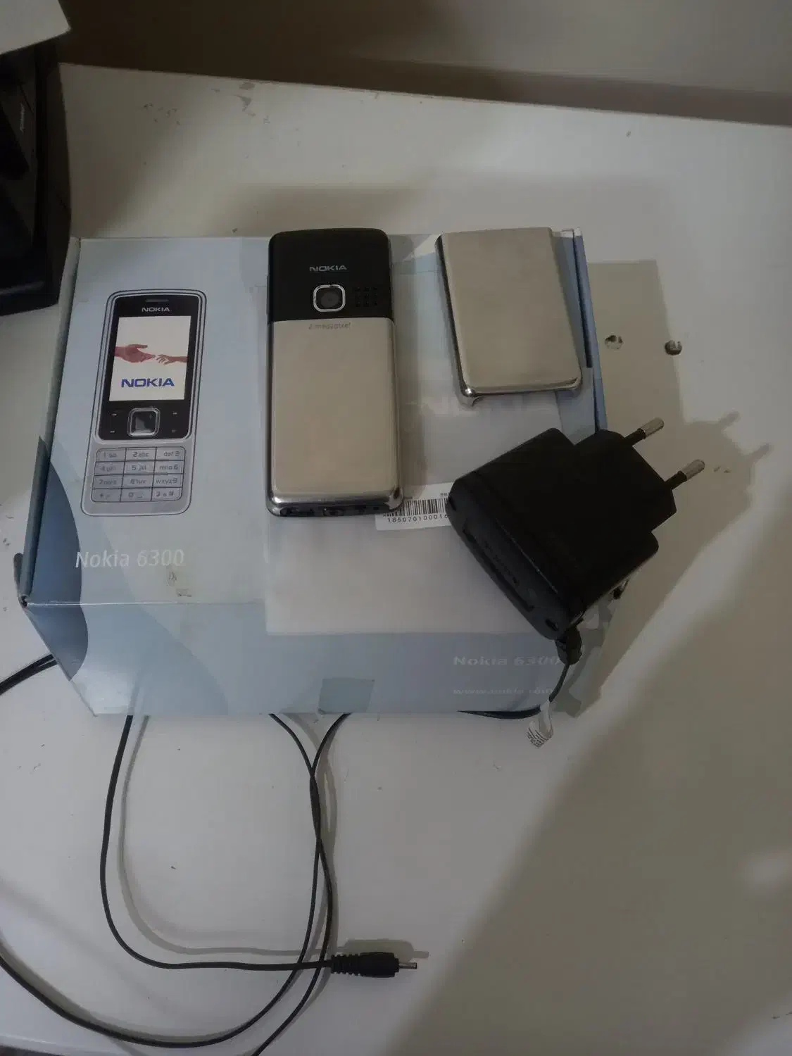 نوکیا 6300 اصل مجارستان درحد نو|موبایل|تهران, شهرک شریفی|دیوار