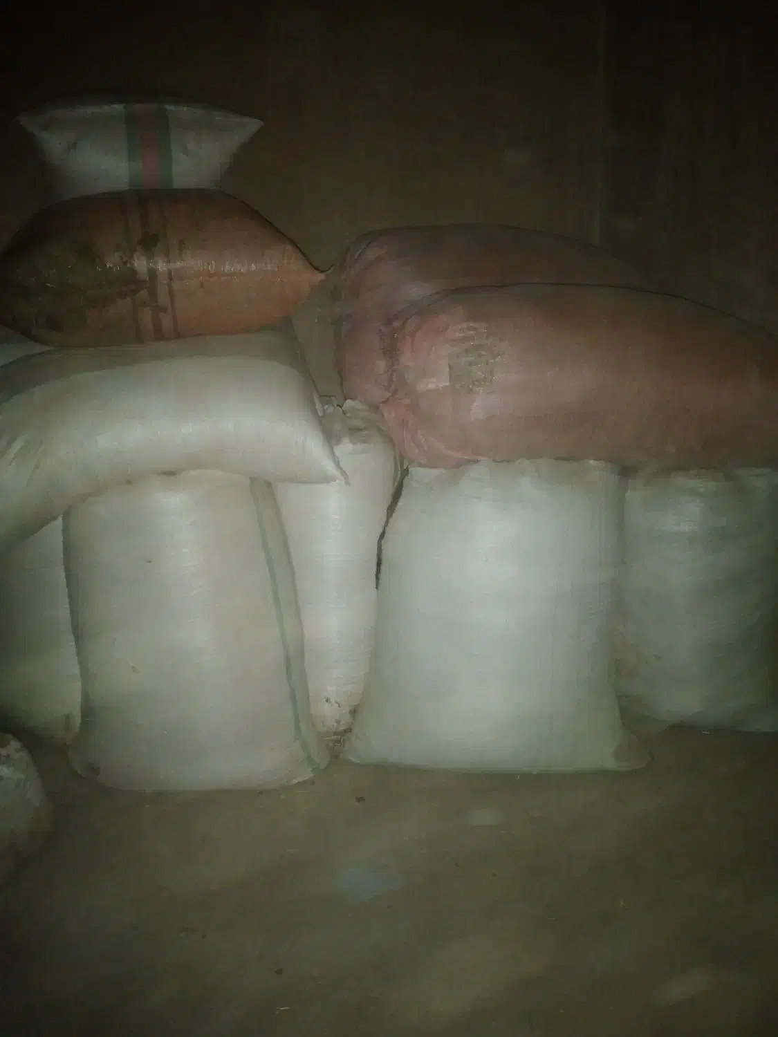 کاه یونجه|حیوانات مزرعه|شاهیوند, |دیوار