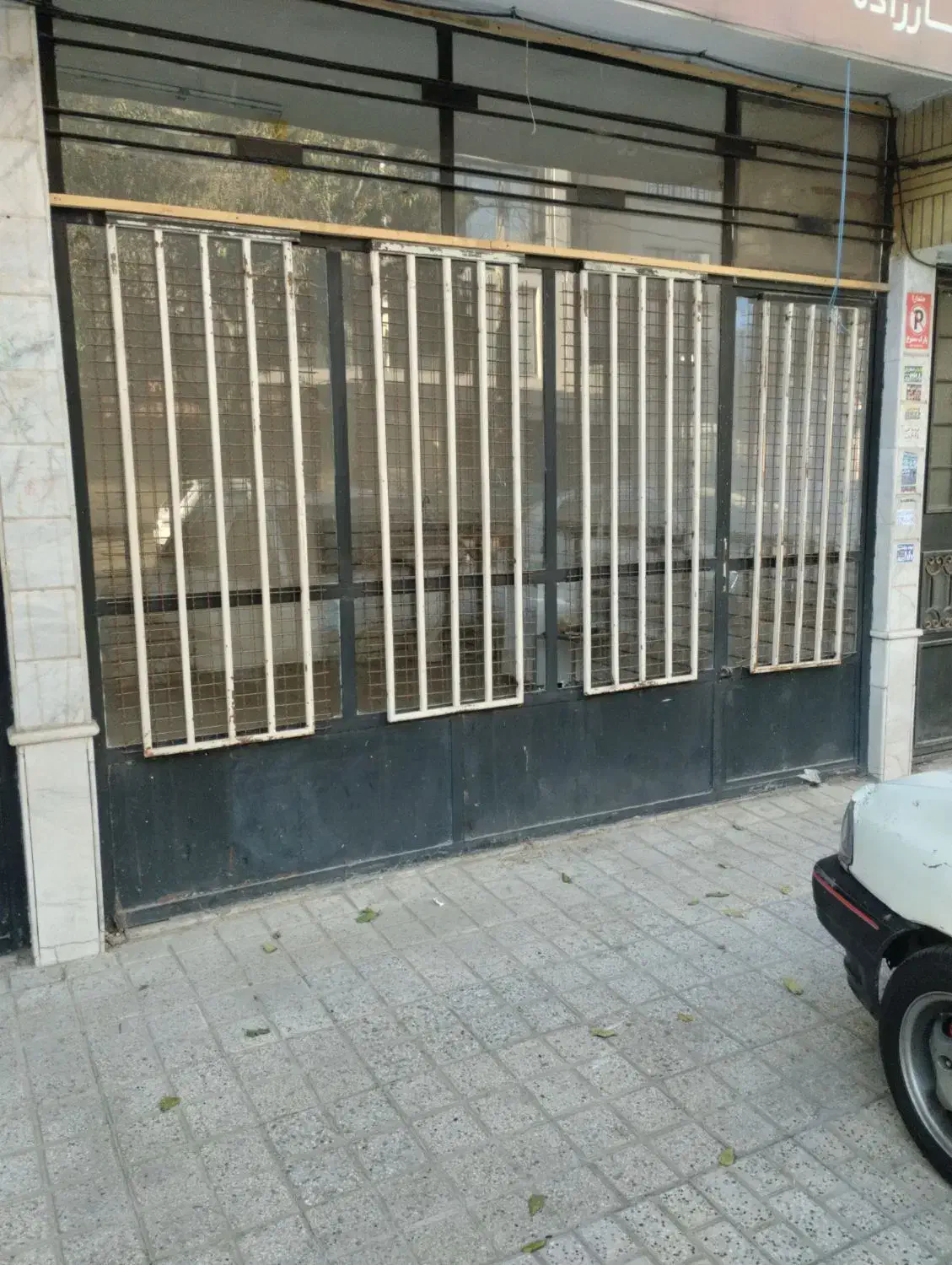 دو دهنه درب محکم و سالم|مصالح و تجهیزات ساختمان|مشهد, امام خمینی|دیوار