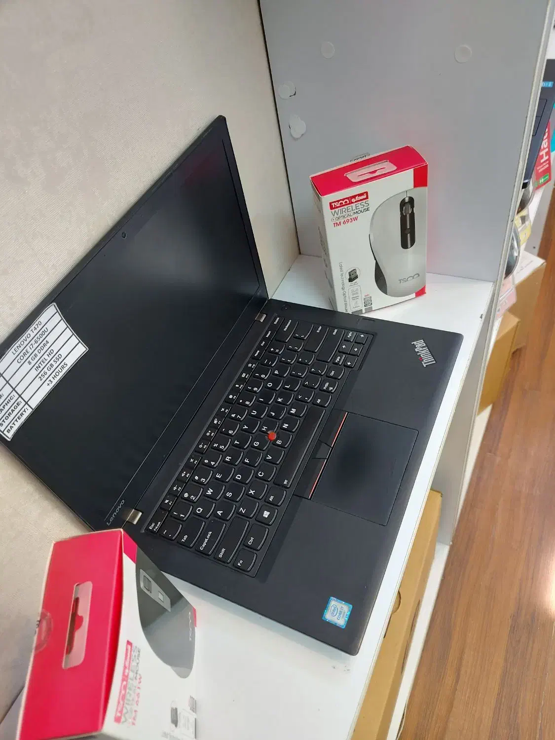 لپتاپcore i7رم8ddr4هاردssd کاملانوباکارتن‌گرافیک2G|رایانه همراه|تهران, پونک|دیوار