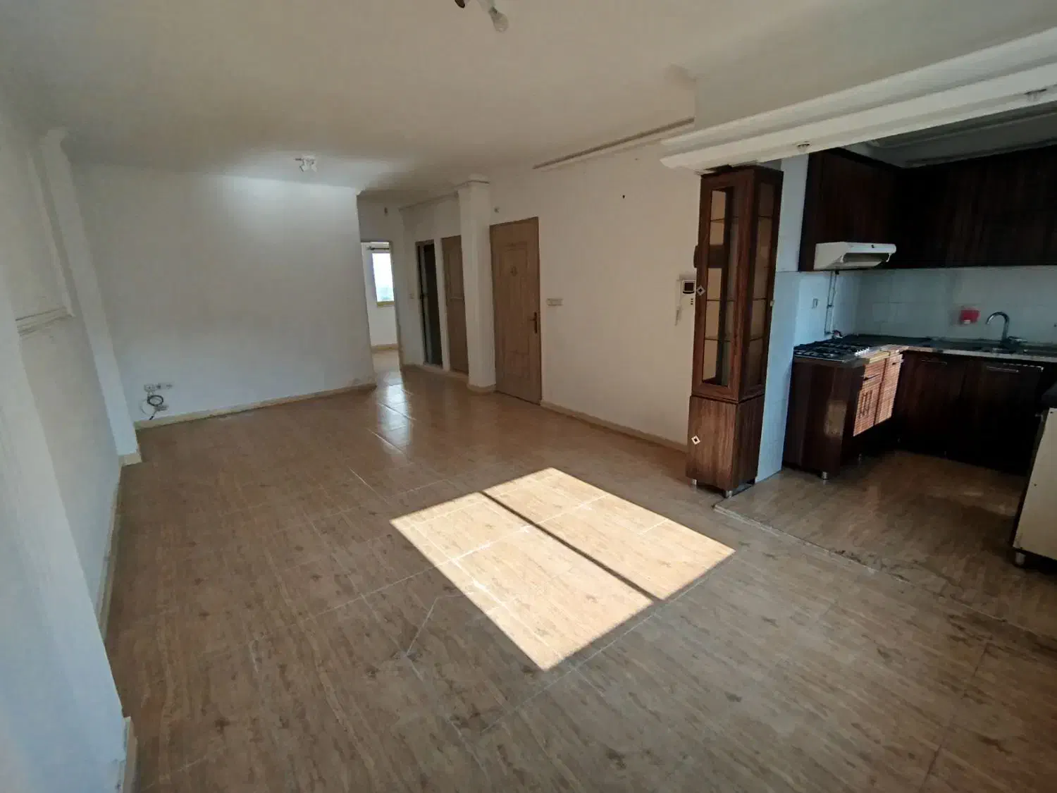 اجاره خانه در رودباری با پارکینگ|اجارهٔ آپارتمان|رشت, رودباری|دیوار