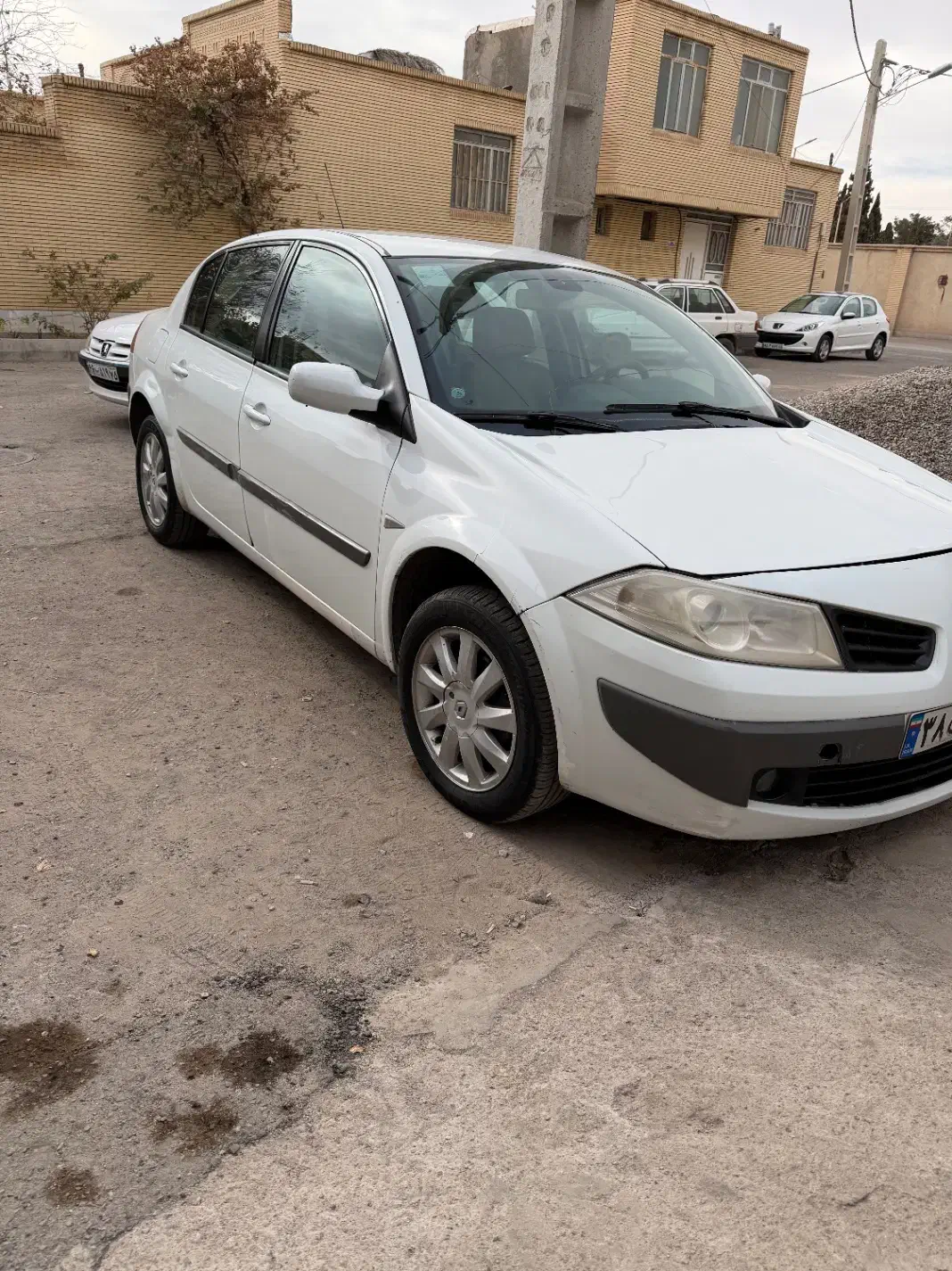 مگان اتومات ۲۰۰ مدل ۹۰ بدون رنگ|خودرو سواری و وانت|سیرجان, |دیوار