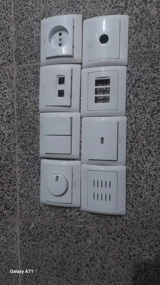 کلید پریز دلند|مصالح و تجهیزات ساختمان|اسلام‌شهر, مظفریه|دیوار