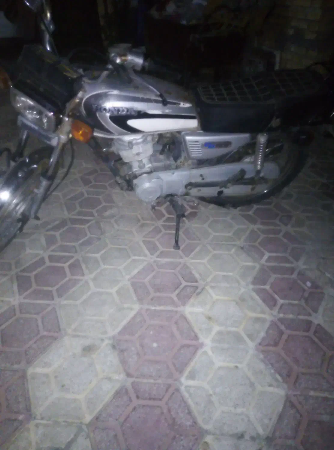 تیزتک 83پلاک ملی یک سال بیمه26ملیون|موتورسیکلت|شیراز, دلگشا|دیوار