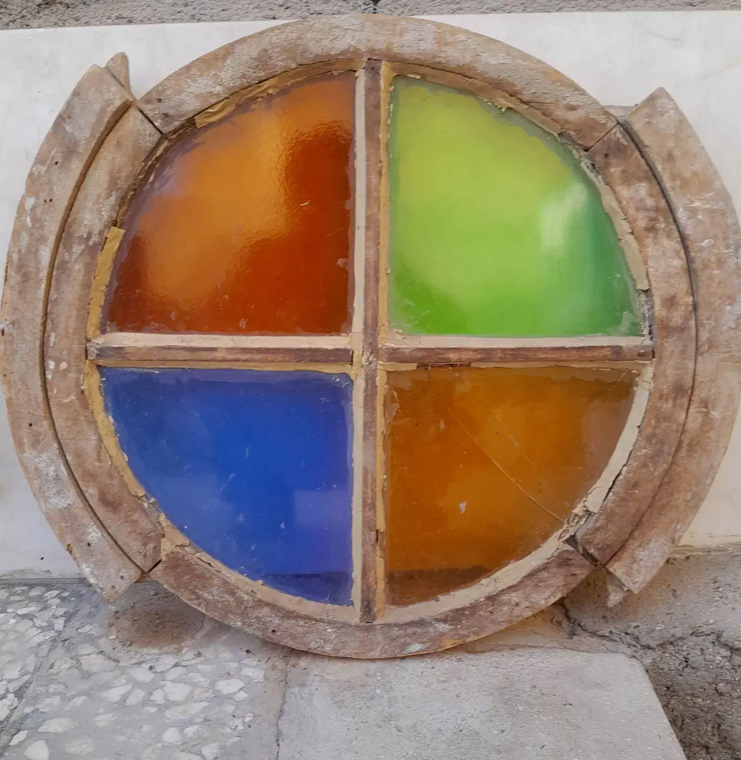 پنجره قدیمی|کلکسیون اشیاء عتیقه|آران و بیدگل, |دیوار