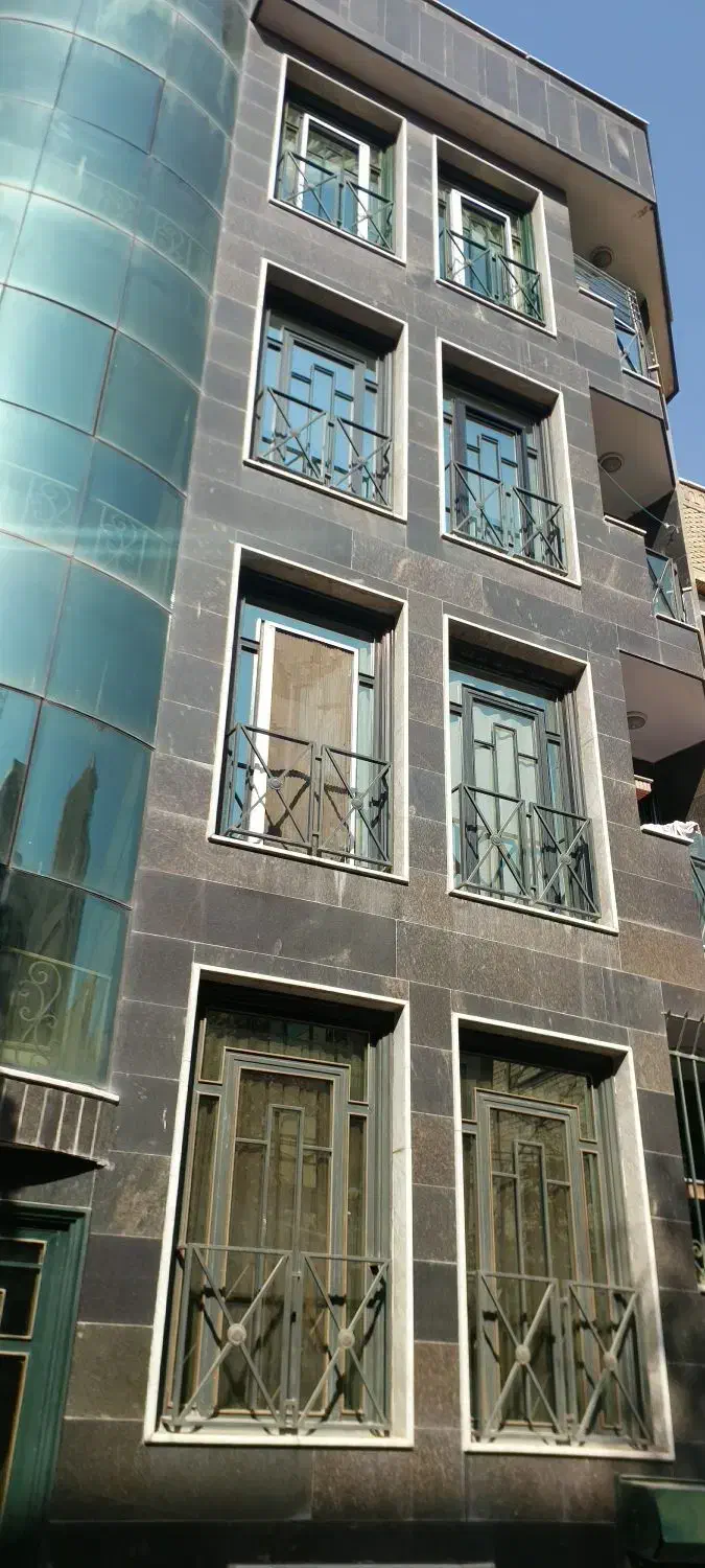 ۷۱متر ۲خوابه فول ۱۹۲ غرب باقری