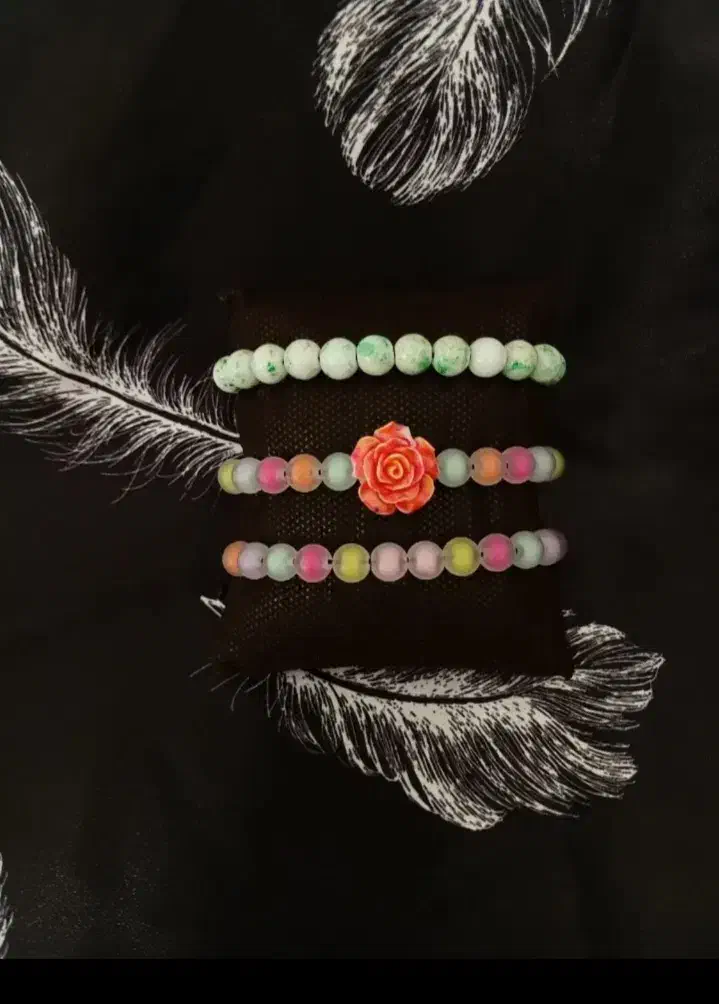 گردنبند و دستبند|بدلیجات|گرمسار, |دیوار