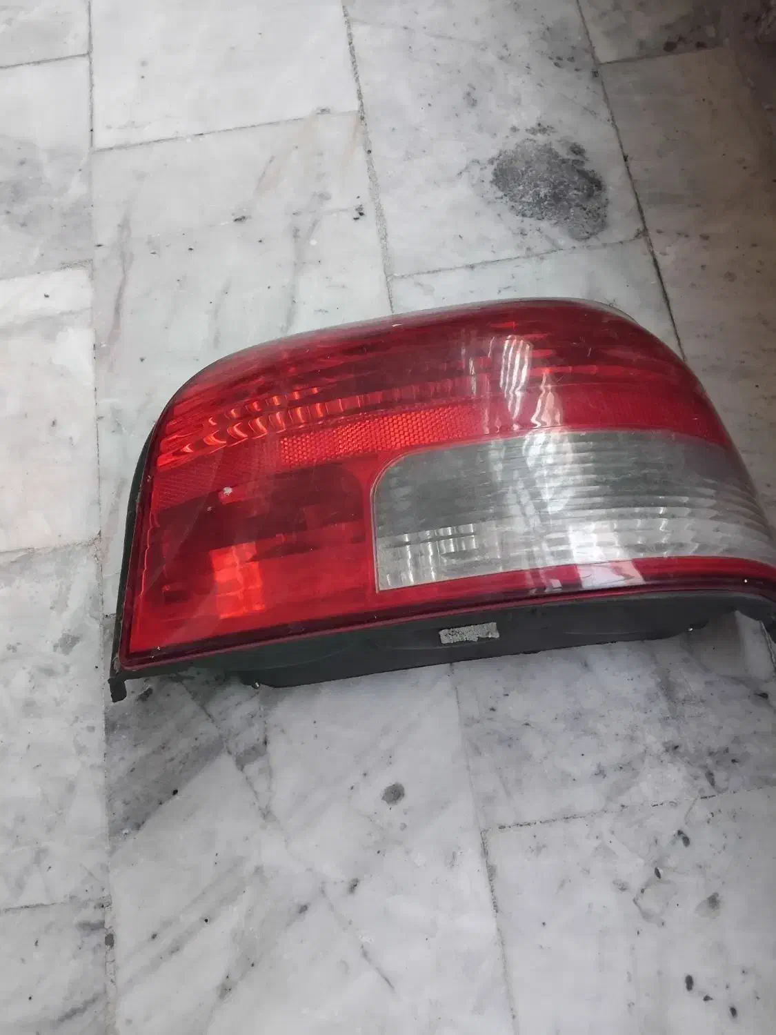 چراغ عقب تیبا|قطعات یدکی و لوازم جانبی|فردیس, شهرک وحدت|دیوار