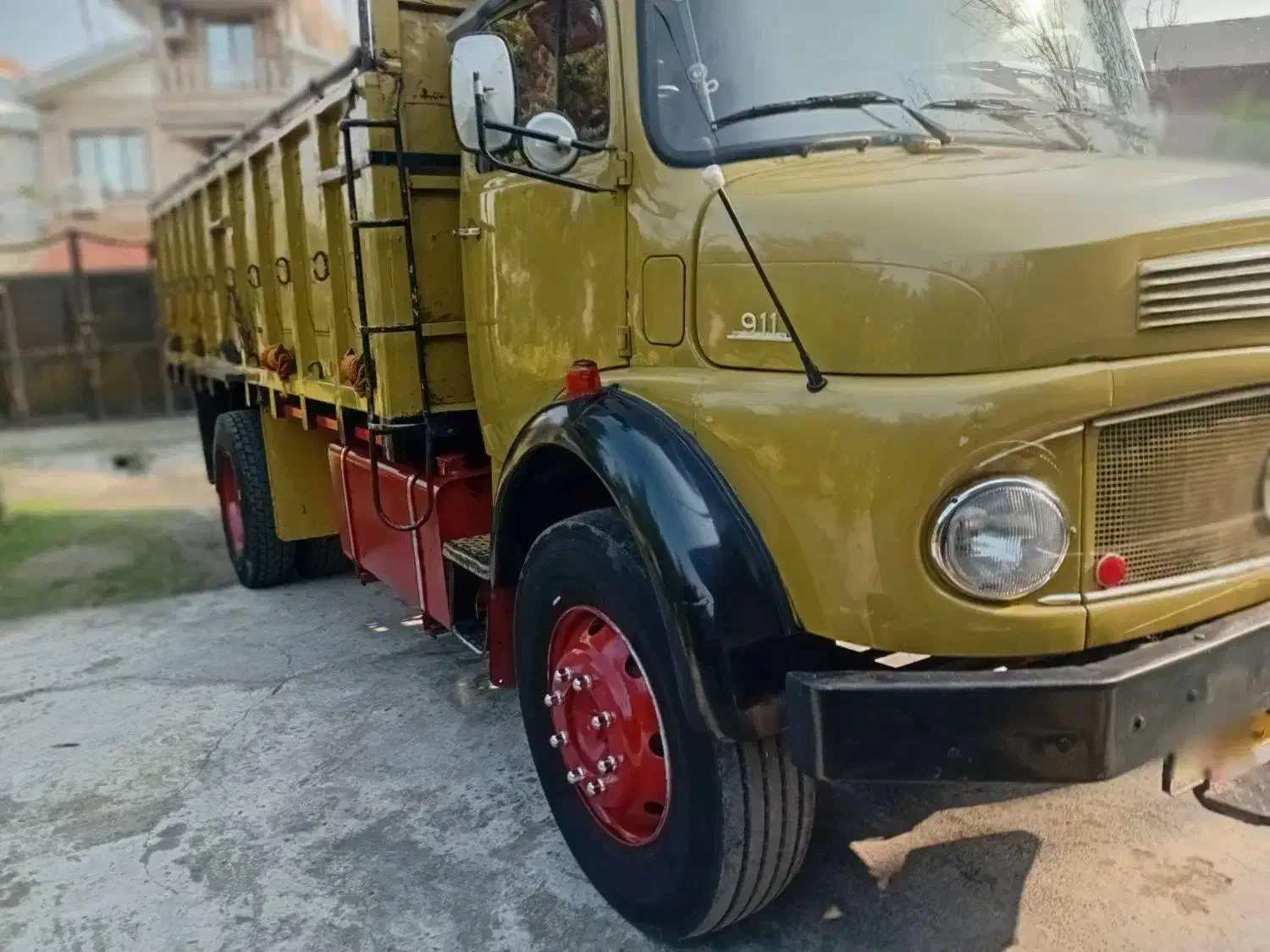 بنز۹۱۱منتاژ باری|خودرو سنگین|لنگرود, |دیوار