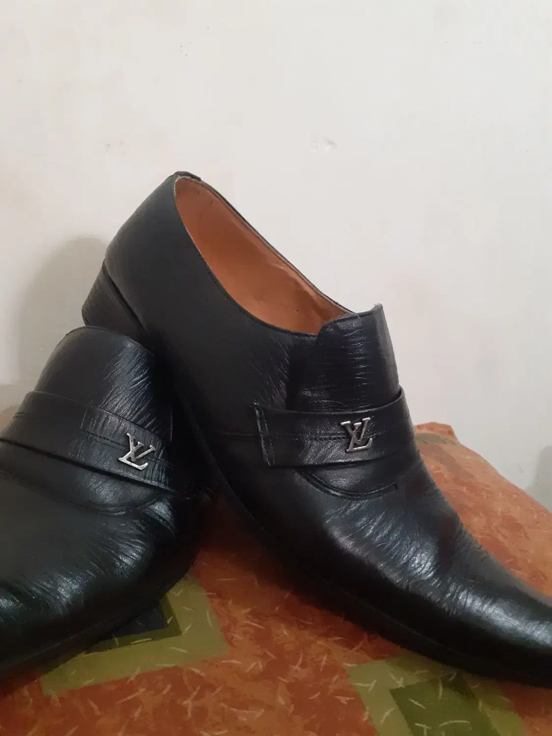 چرم گاوی (پافیت)|کیف، کفش، کمربند|رشت, خرسندی|دیوار