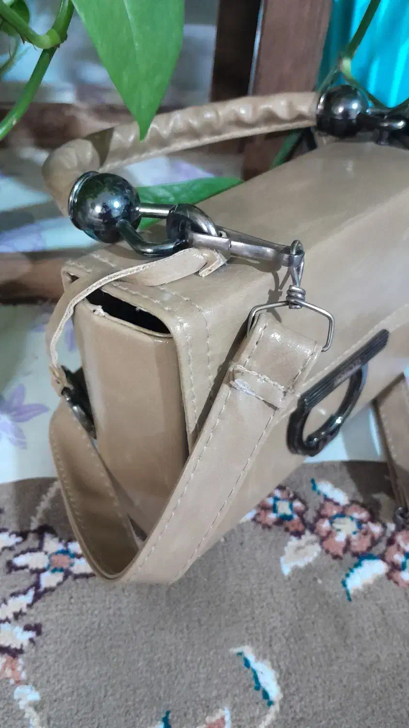 کیف زنانه|کیف، کفش، کمربند|اصفهان, سرشبادران|دیوار