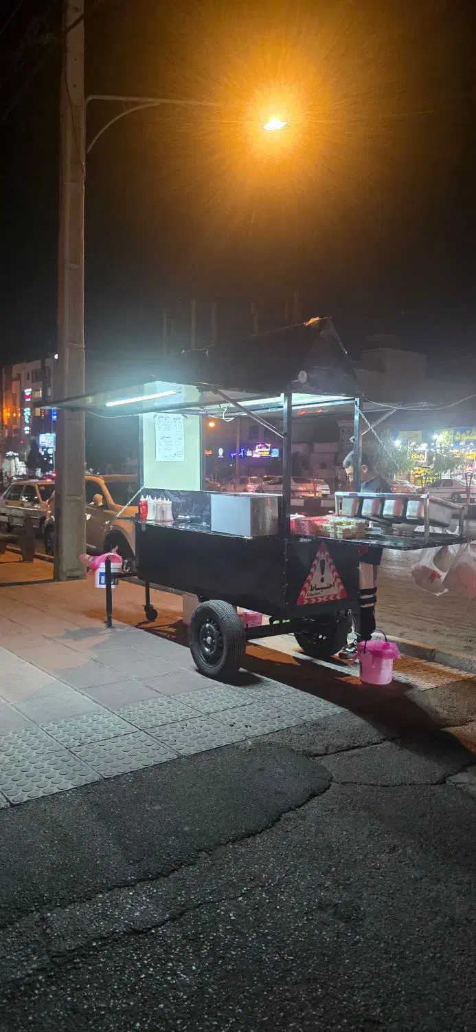 موتور فود  ون فود  فود تراک|کافی‌شاپ و رستوران|شیراز, میرزاکوچک خان|دیوار