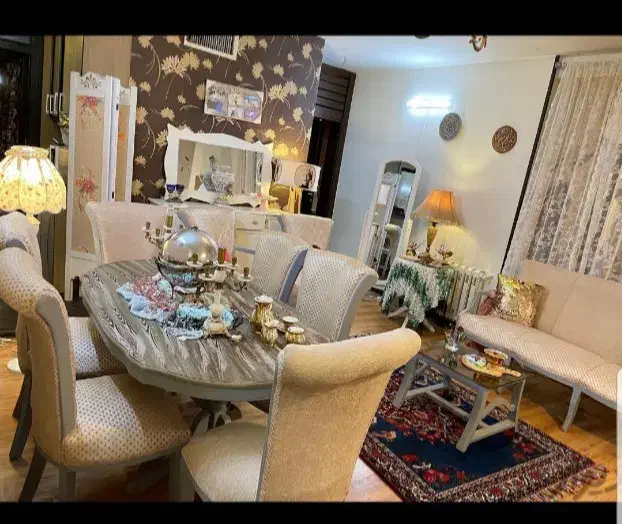 مبل نیمه سلطنتی یا استیل با میز ناهارخوری|مبلمان خانگی و میز عسلی|بجنورد, |دیوار