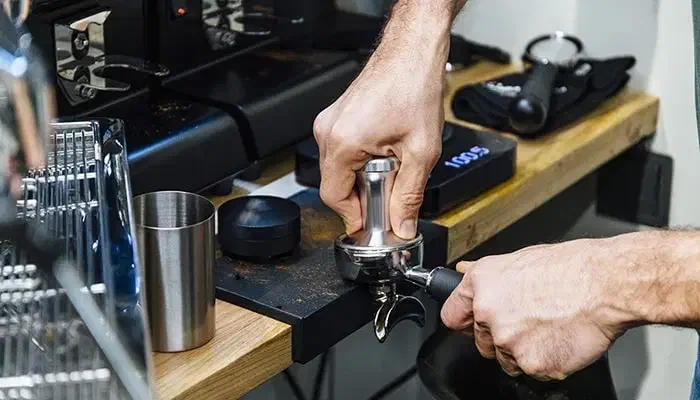 به یک باریستا کار نیازمندیم|استخدام خدمات فروشگاه و رستوران|میانه, |دیوار