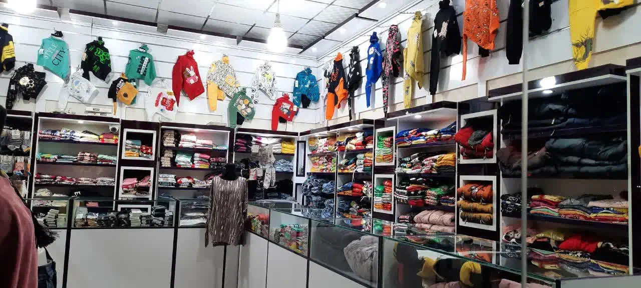 اجاره مغازه ۳۴مترنبش فول امکانات|اجارهٔ مغازه و غرفه|قم, سید معصوم|دیوار