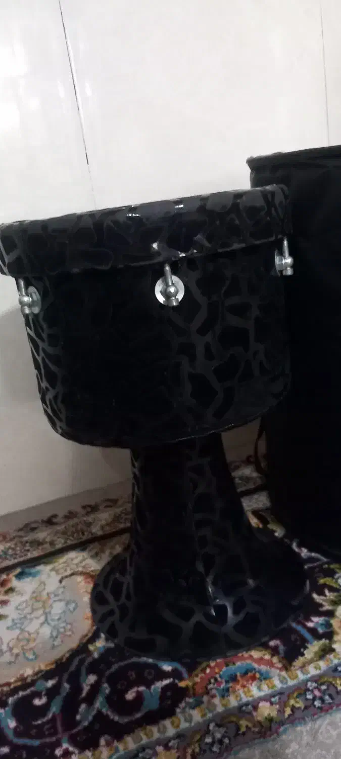 تمبک|سازهای سنتی|نیشابور, چمبران|دیوار