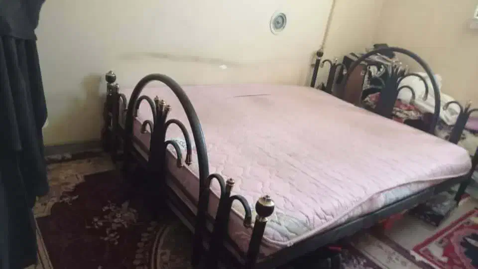 تخت دو نفره فرفوژه|تشک تختخواب|شیراز, مهدی‌آباد|دیوار