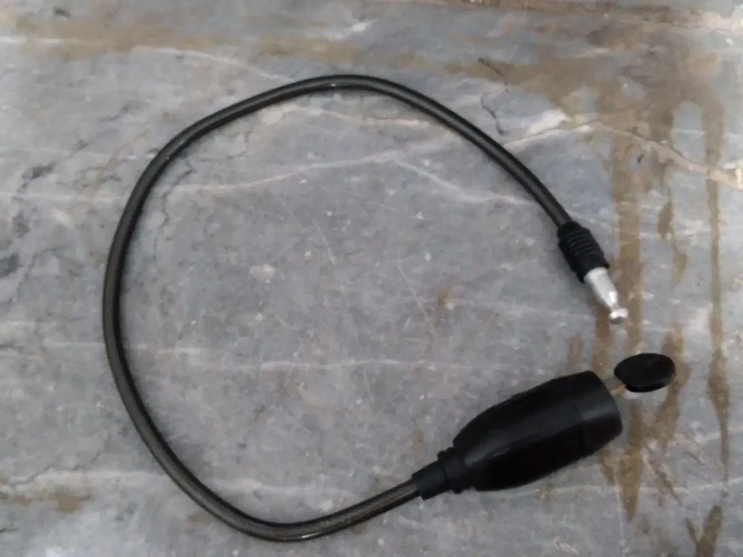 قفل دوچرخه|دوچرخه، اسکیت، اسکوتر|قم, باغ شریفی|دیوار