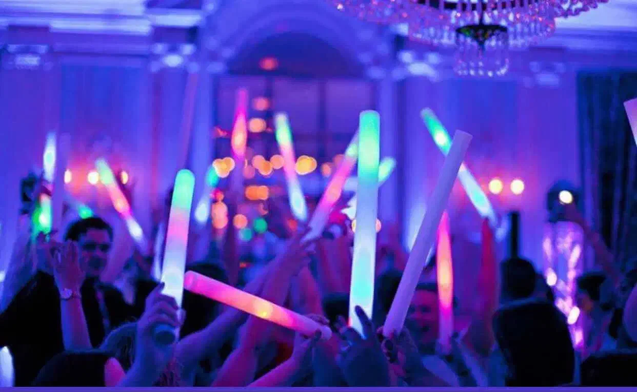 دیجی.گروه موزیک عروسی|خدمات پذیرایی، مراسم|رشت, نامجو|دیوار