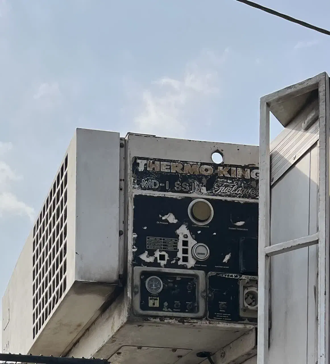 یخچال ایسوزو ۶ تن|خودرو سنگین|یزد, |دیوار