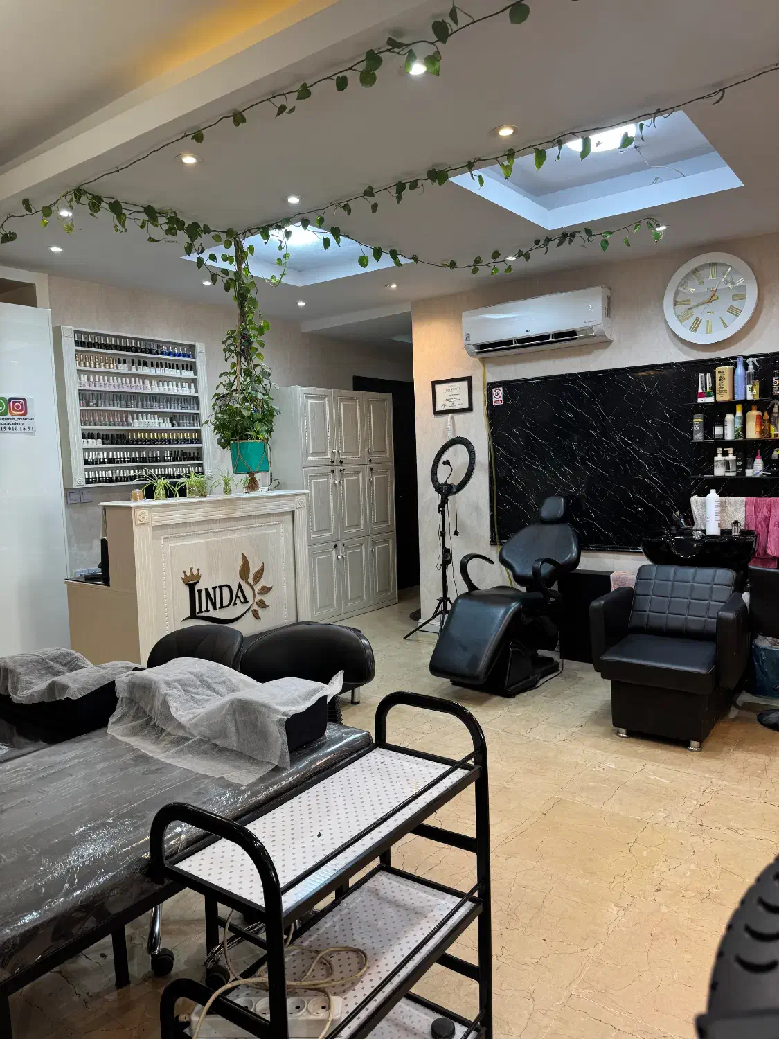 استخدام کوپ کار ،شینیون ،بافتکار وناخنکار|استخدام درمانی، زیبایی، بهداشتی|تهران, صادقیه|دیوار