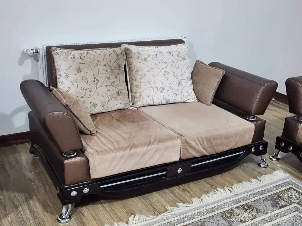 مبلمان راحتی چرم|مبلمان خانگی و میز عسلی|تهران, عباسی|دیوار