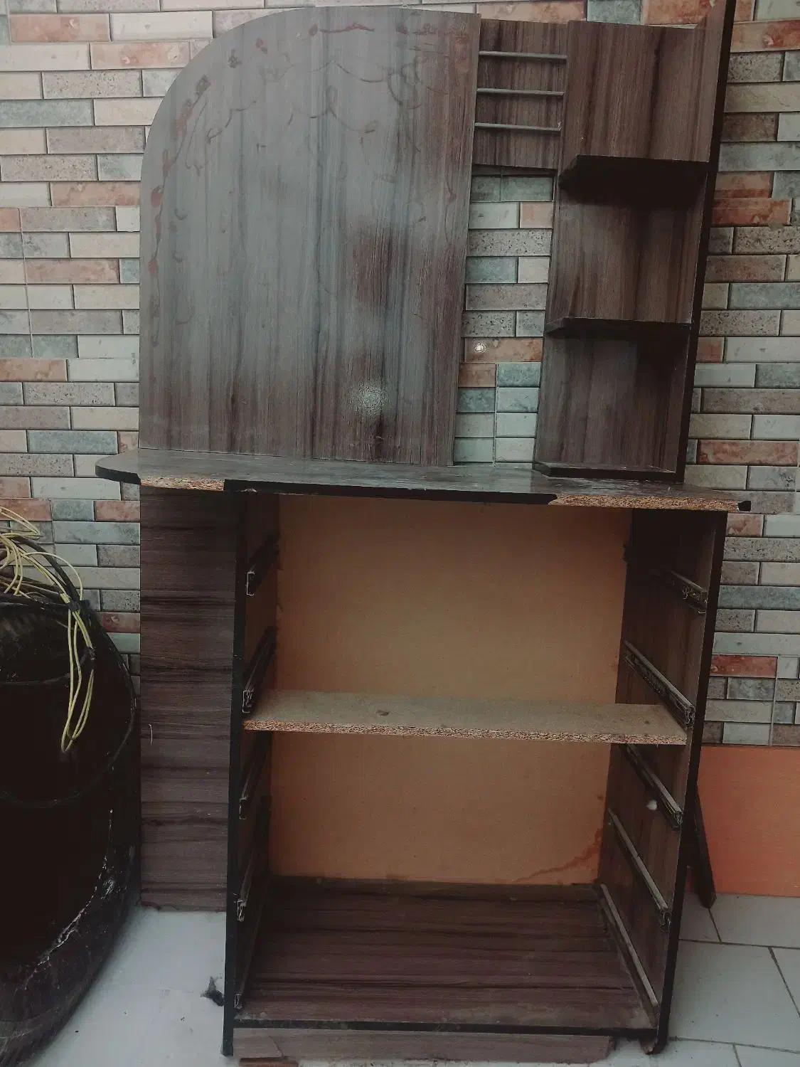 یک عدد کمد پنج کشو|جاکفشی، کمد، دراور|گرگان, |دیوار