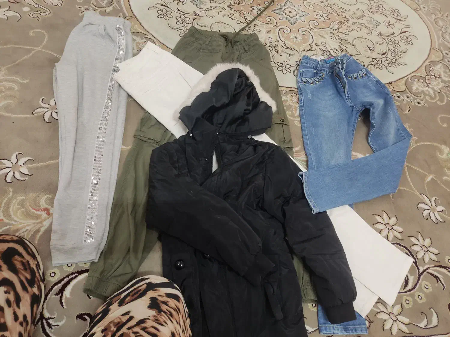 لباس  دخترانه|لباس|کاشان, ولی سلطان|دیوار