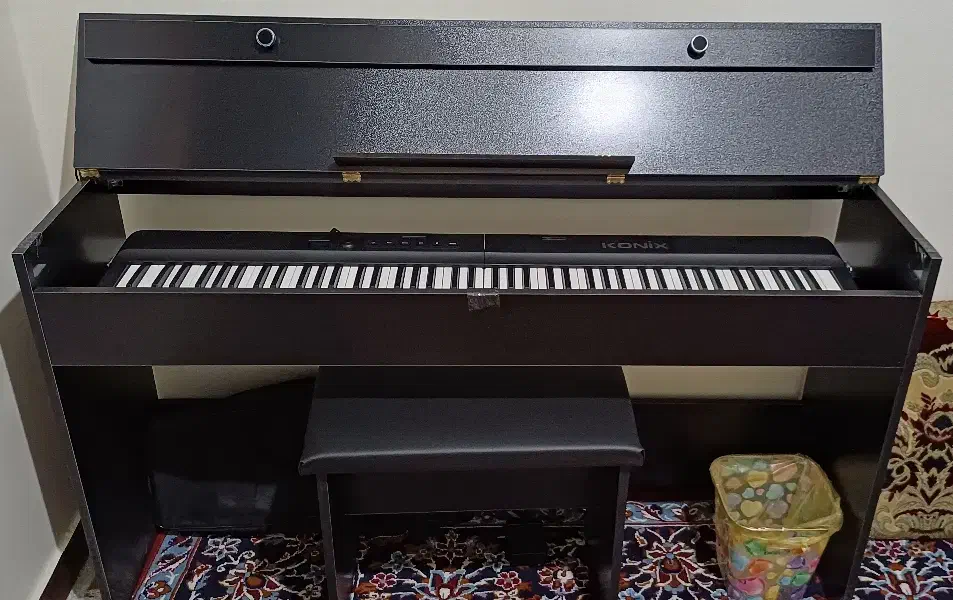 پیانو دیجیتال تاشو به همراه میز|پیانو، کیبورد، آکاردئون|بندر ماهشهر, |دیوار