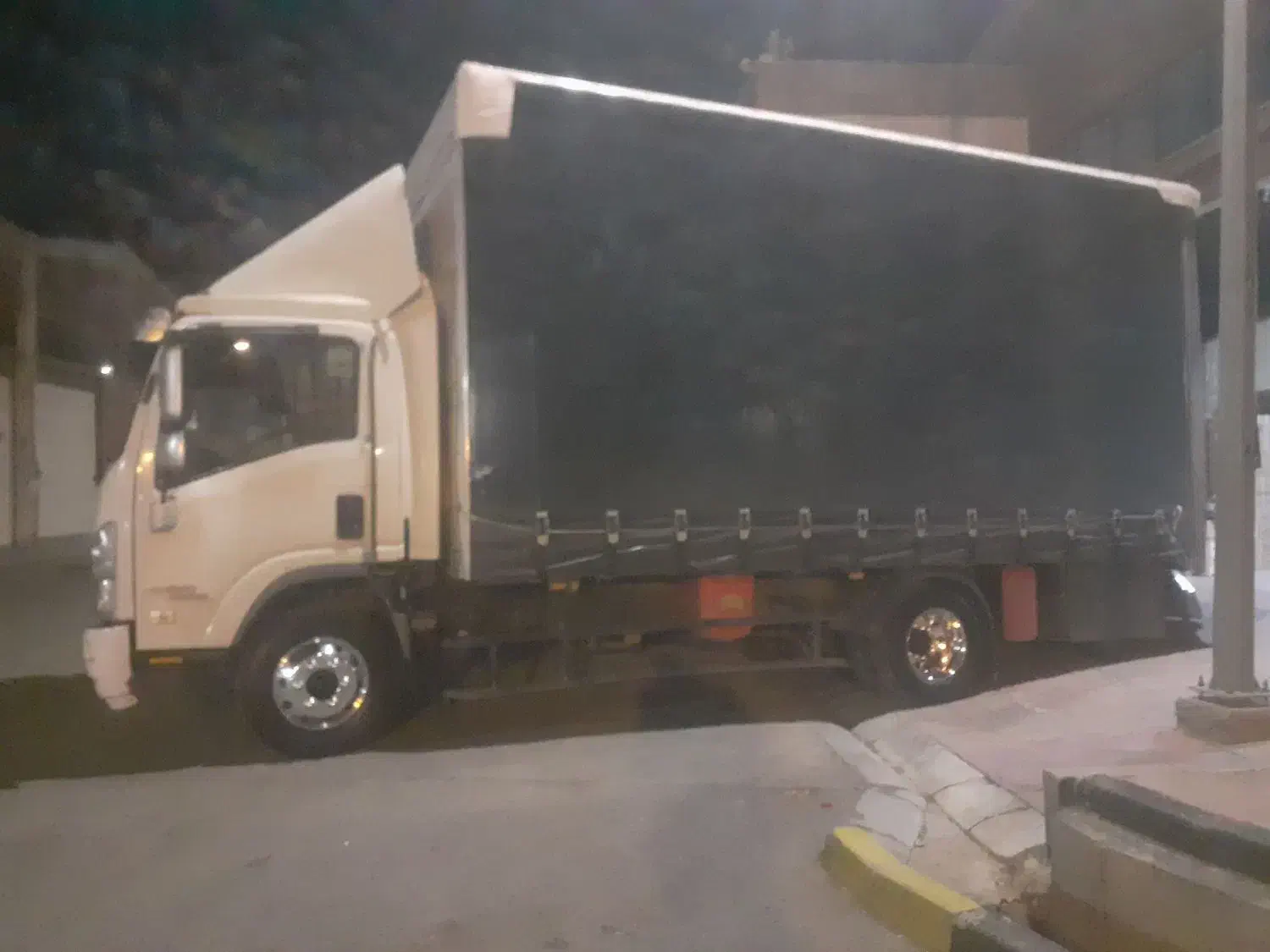 فروش ایسوزو ۶ تن|خودرو سنگین|زنجان, |دیوار