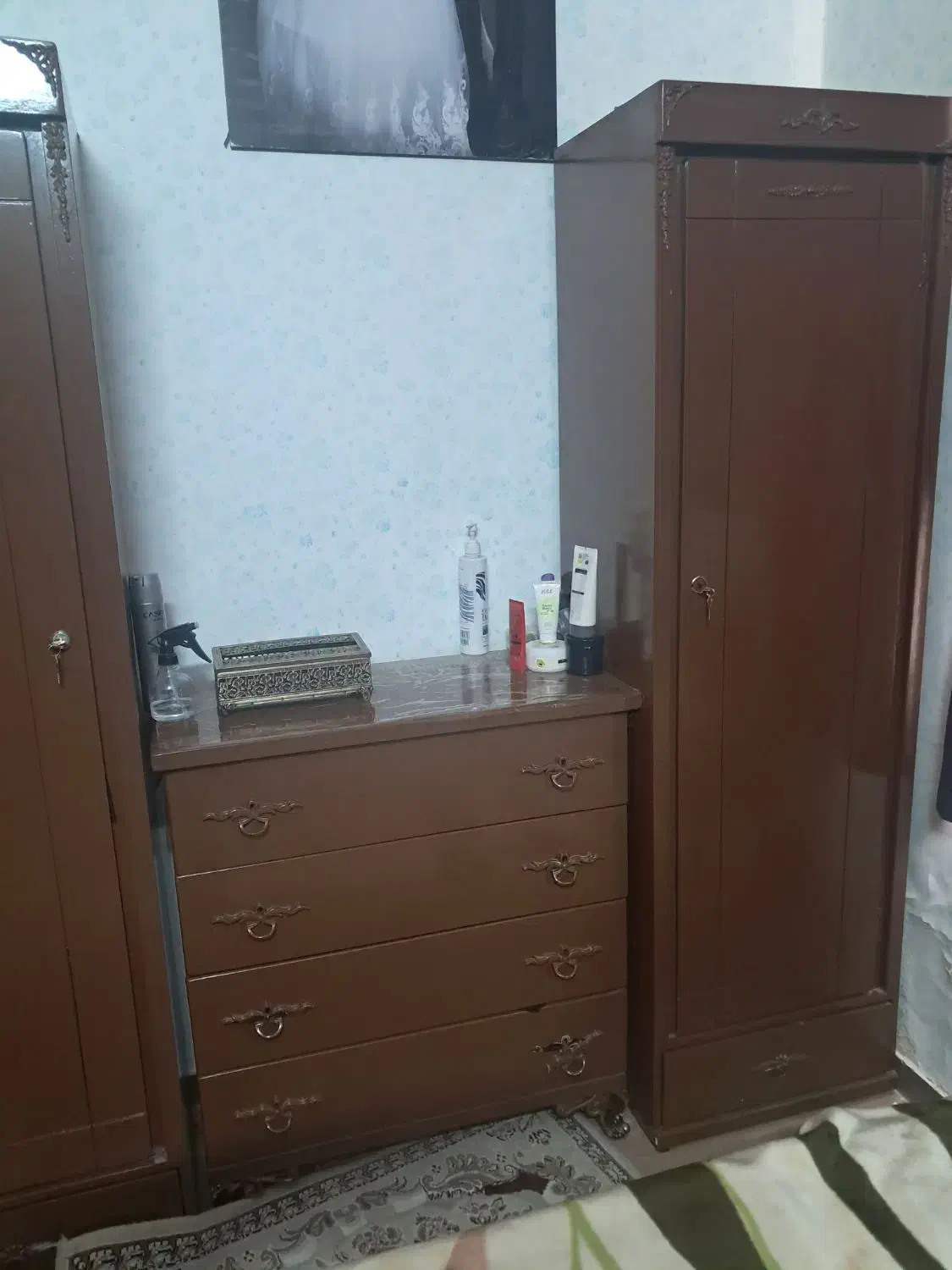 کمد چوبی|جاکفشی، کمد، دراور|اصفهان, دوطفلان|دیوار